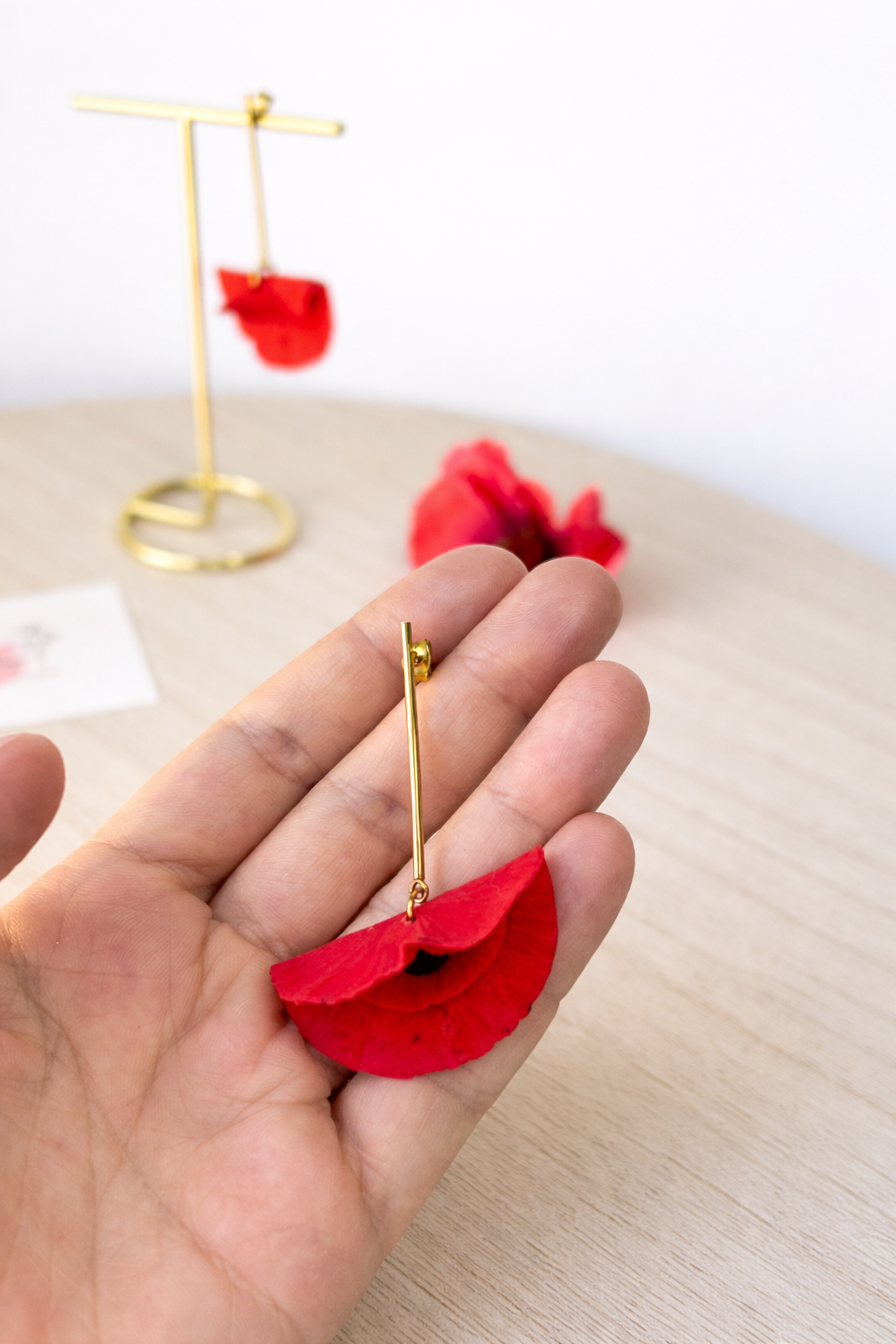 Pendientes Amapola en Floración